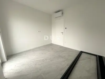 Penthouse 109 m², Vodice - 3 Schlafzimmer und Dachterrasse - 8