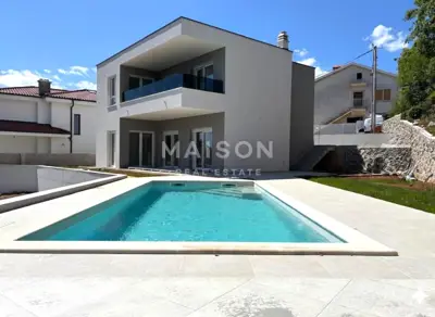 Kuća 185 m², Kastav - mirna lokacija i pogled na more