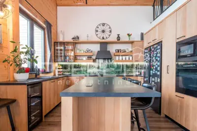Haus 4.500 m², Gornji Kneginec - am Wald und mit Blick auf die Hügel - 10