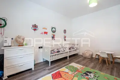 Haus 4.500 m², Gornji Kneginec - am Wald und mit Blick auf die Hügel - 17