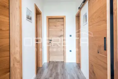 Haus 4.500 m², Gornji Kneginec - am Wald und mit Blick auf die Hügel - 14