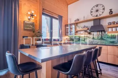 Haus 4.500 m², Gornji Kneginec - am Wald und mit Blick auf die Hügel - 9