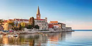 Stan 100 m², Poreč centar, dvije spavaće sobe i balkon