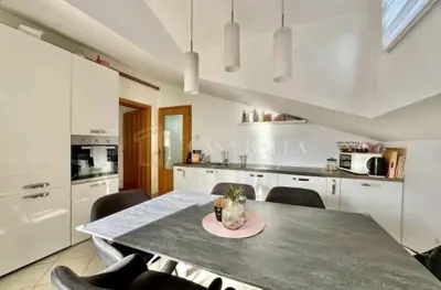 Stan 75 m², Putini - moderan i svijetao - 7