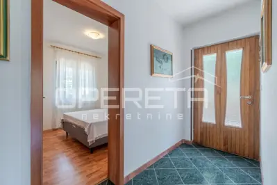 Kuća 121 m², Umag - vrt 206 m² i terasa - 12