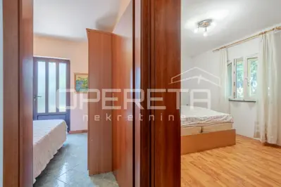 Kuća 121 m², Umag - vrt 206 m² i terasa - 14