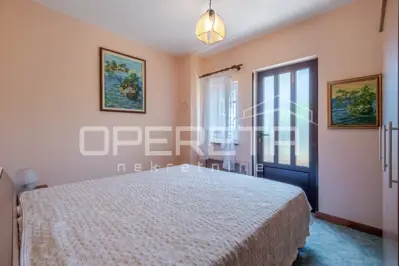 Kuća 121 m², Umag - vrt 206 m² i terasa - 13