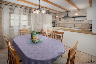 House for sale in Poreč, 193,5 m² - 9