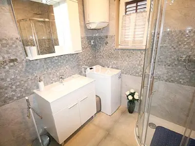 ISTRA, FAŽANA - 3SS+DB obiteljski stan s privatnim vrtom, na svega 250 - 9