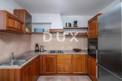 House 500 m², Banjole - pool and sea view - 13