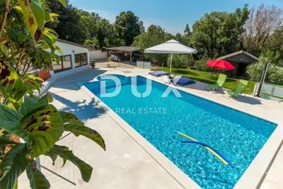 House 500 m², Banjole - pool and sea view - 2