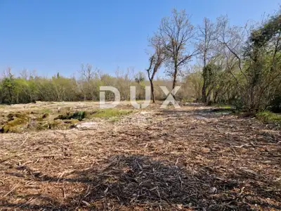 Bauland 2.768 m², Poreč - Rand der Bauzone - 8