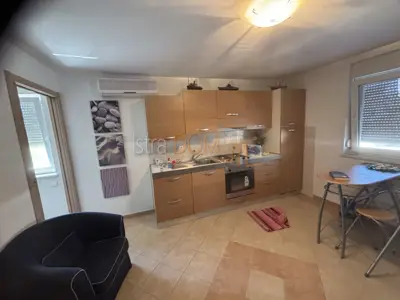 Dvoetažni stan 147 m², Ližnjan - pogled na more i garaža - 15