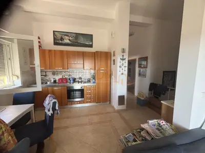 Dvoetažni stan 147 m², Ližnjan - pogled na more i garaža - 5