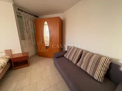 Kostrena – najam 45 m² s terasom, 600€ sa režijama - 3