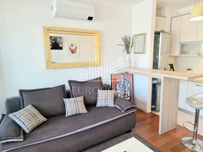 Apartment 45 m², Špansko, newly furnished and functional