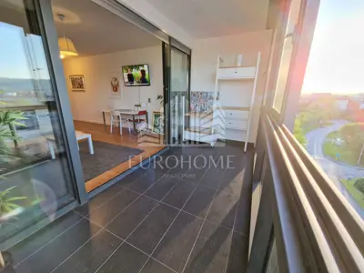 Stan 45 m², Špansko, novo namješten i funkcionalan - 10