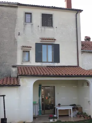 House 182 m², Kaštelir-Labinci - spacious yard - 10