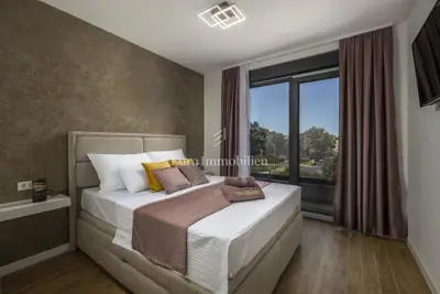 Vila 386 m², Zaton - blizu mora i uređene plaže - 11