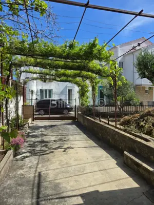 Vodice. atraktivna lokacija, dvojna kuća, prodaja - 4