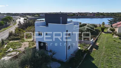 Nin - Haus mit Pool, 3 Schlafzimmer und Meerblick