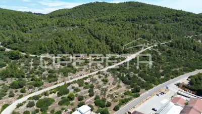 Agricultural land 2,173 m², Blato - good accessibility - 10