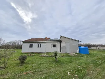 Kuća 120 m², Gajana kod Vodnjana, namještena prizemnica
