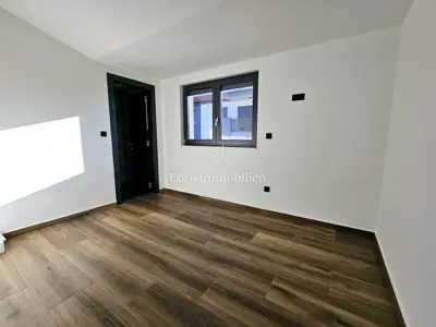 Penthouse 98 m², Krk - 3 spavaće sobe i 3 terase - 4