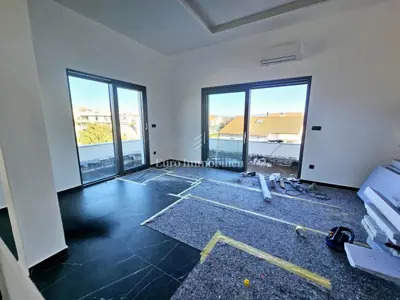 Penthouse 98 m², Krk - 3 spavaće sobe i 3 terase - 2