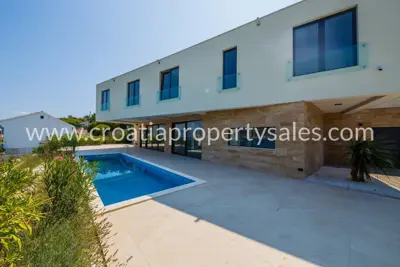 House, Trogir, 326 m², 1 700 000 € - 3