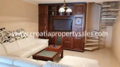 Villa 420 m², Okrug Donji - first row to the sea - 5