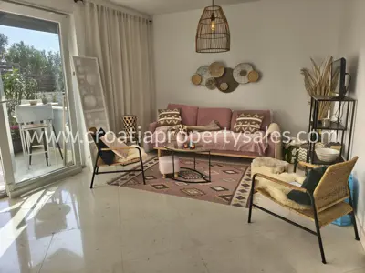 Apartment 49 m², Rogoznica - garden and terrace - 3
