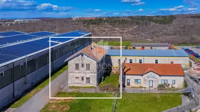 Haus 195 m², Buje - Investitionspotenzial