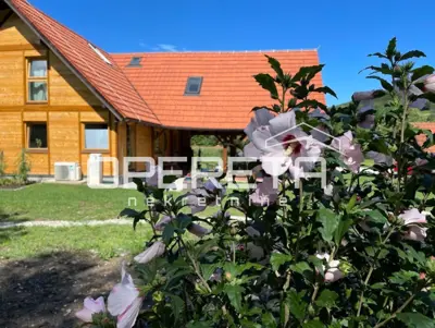 Haus zum Kauf in Ivanečka Željeznica, 216 m² - 3