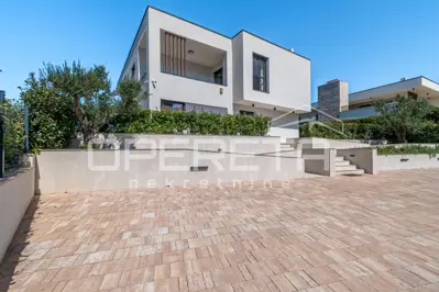 ISTRA, POREČ - Elegant and Fully Equipped Villa on the Outskirts of Poreč - 4