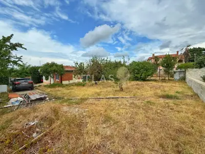 Haus 471 m², Kukci - ruhige Straße und eingezäuntes Grundstück - 2