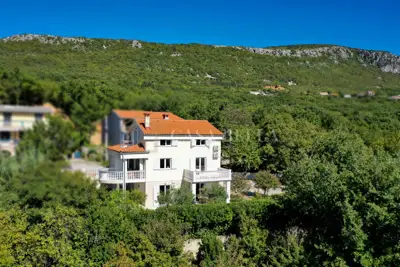 Crikvenica, Grižane - Freistehendes Haus mit 3 Wohnungen, neuere Bauweise! - 6