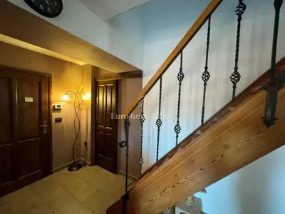 Kuća 180 m², stari grad Labin - investicija za turizam - 21