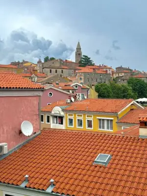Kuća 180 m², stari grad Labin - investicija za turizam