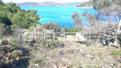 Građevinsko zemljište 418 m², Drvenik Veliki - prvi red uz more - 5