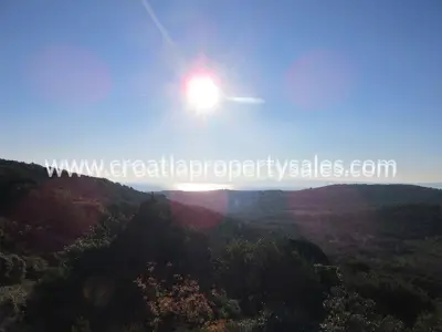 Grundstück, Brač, 70 250 m², 250 000 € - 2