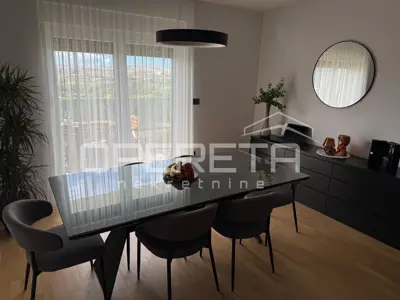 Luxurioese Dreizimmerwohnung in Solin - 2