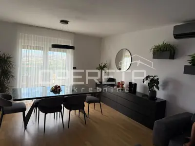 Three-room luxury apartment in Solin