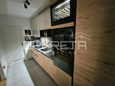 Luxurioese Dreizimmerwohnung in Solin - 3