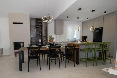Villa 160 m², Krk - grijani bazen i vrt - 11