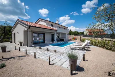 Villa 160 m², Krk - grijani bazen i vrt - 4
