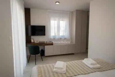 Villa 160 m², Krk - grijani bazen i vrt - 18