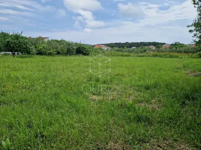 Building plot 952 m², Pomer - close to the marina and the sea