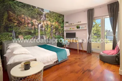 Villa 480 m², Split - nahe dem Zentrum und der Altstadt - 8