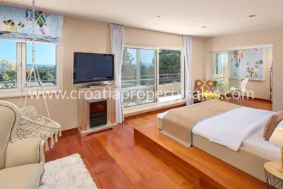 Villa 480 m², Split - nahe dem Zentrum und der Altstadt - 9